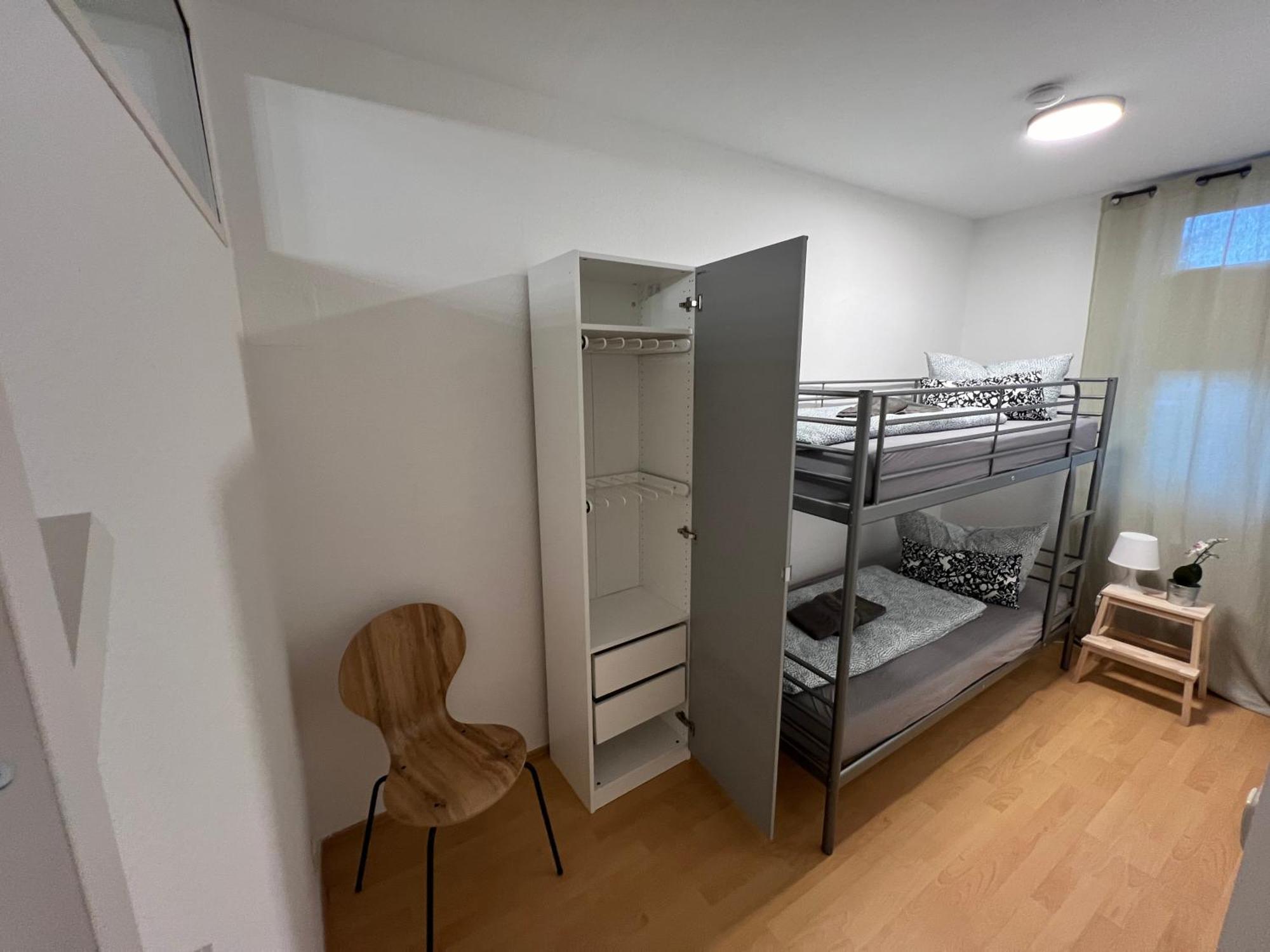 Apartment Humboldt 3 Schlafzimmer,Wifi, Netflix Parken, Terrasse, Klimatisiert, Naehe Zentrum Jena Exterior photo
